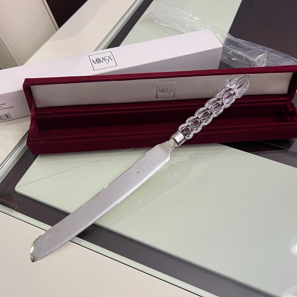 Mikasa Brand Vintage Crystal Handle Silver Plated Cake Knife!